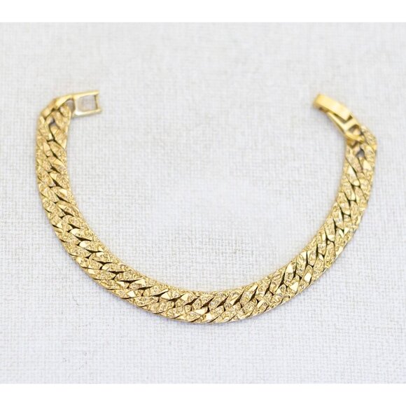 6 1/2 inch, Vintage Gold Tone Intricate Herringbone Chain Elegant Bracelet - A26 - Picture 1 of 3